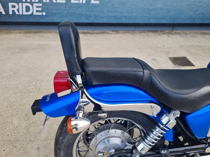 2016 Suzuki BOULEVARD S40 LS650 Blue