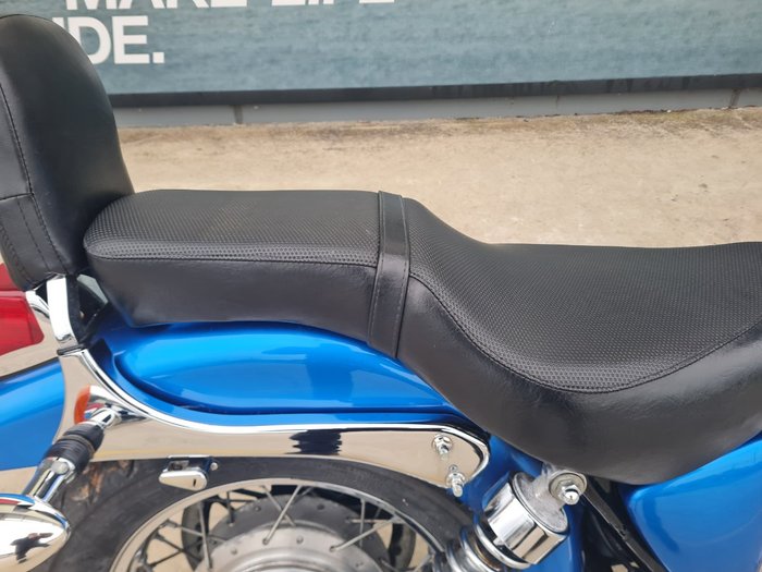 2016 Suzuki BOULEVARD S40 LS650 Blue