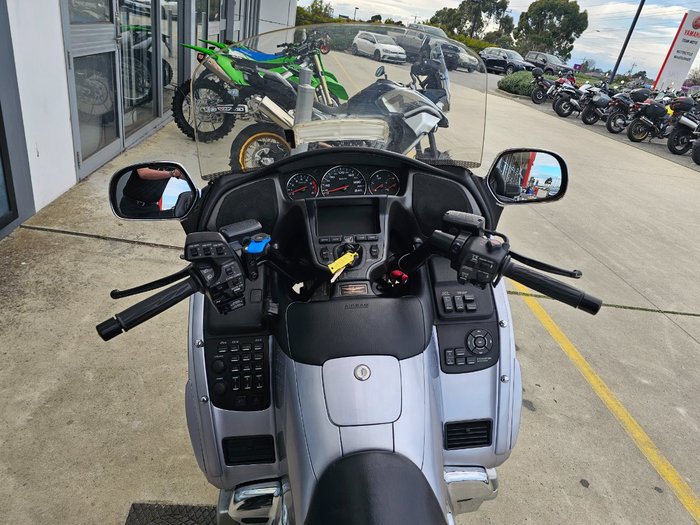 2010 Honda GL1800 (GL1800A) GOLDWING Silver
