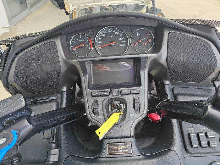 2010 Honda GL1800 (GL1800A) GOLDWING Silver