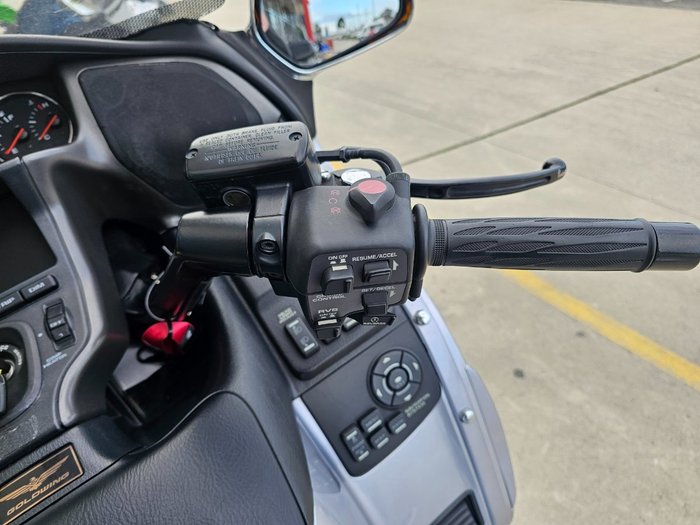 2010 Honda GL1800 (GL1800A) GOLDWING Silver