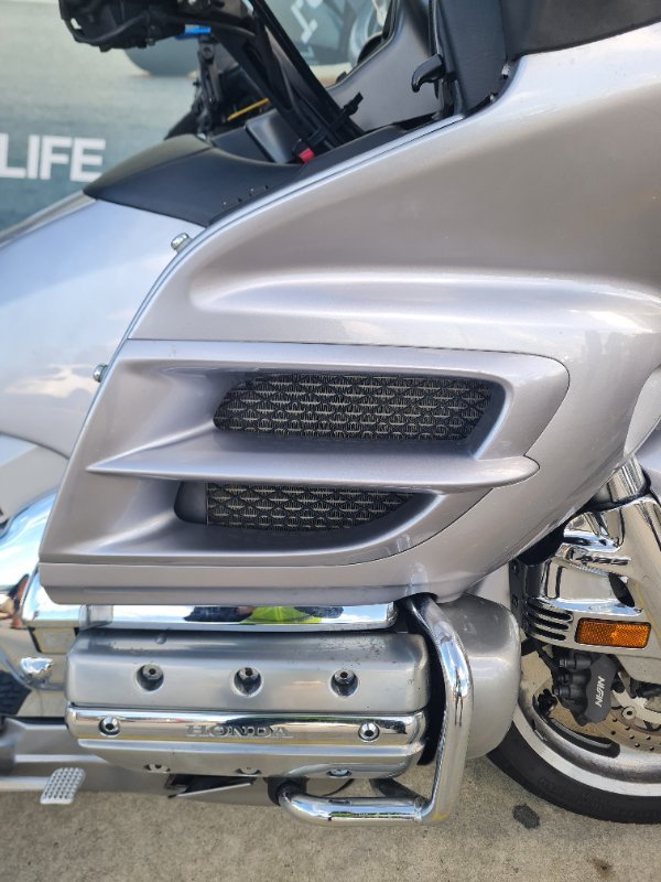 2010 Honda GL1800 (GL1800A) GOLDWING Silver