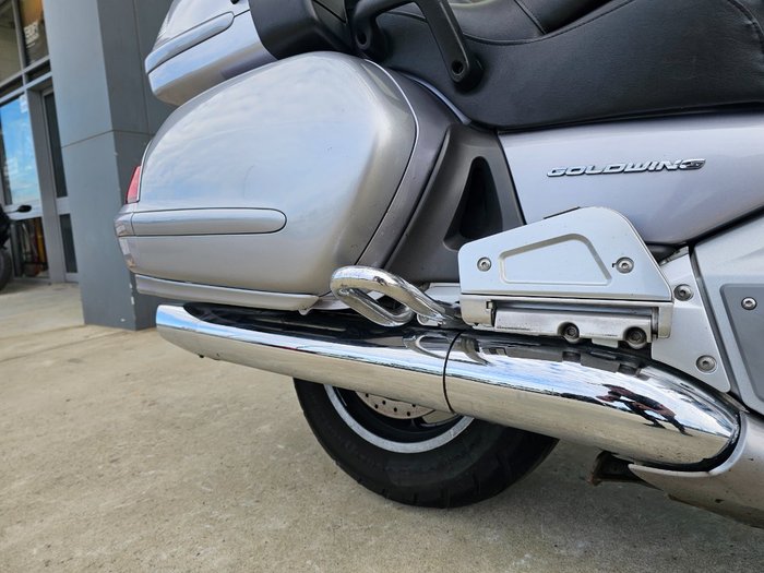 2010 Honda GL1800 (GL1800A) GOLDWING Silver