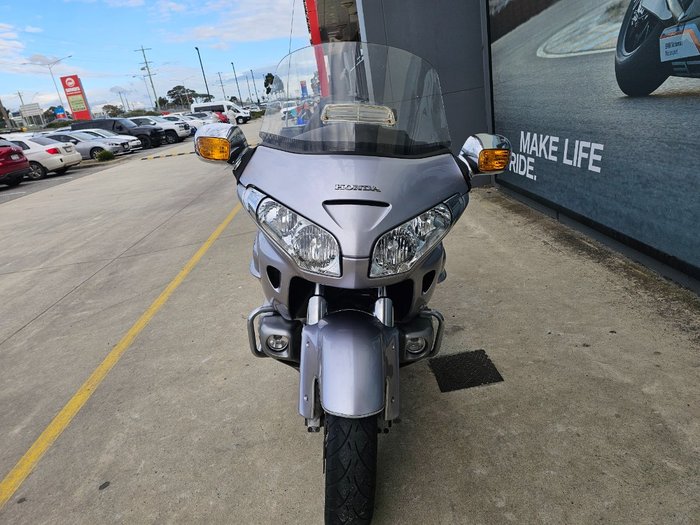 2010 Honda GL1800 (GL1800A) GOLDWING Silver