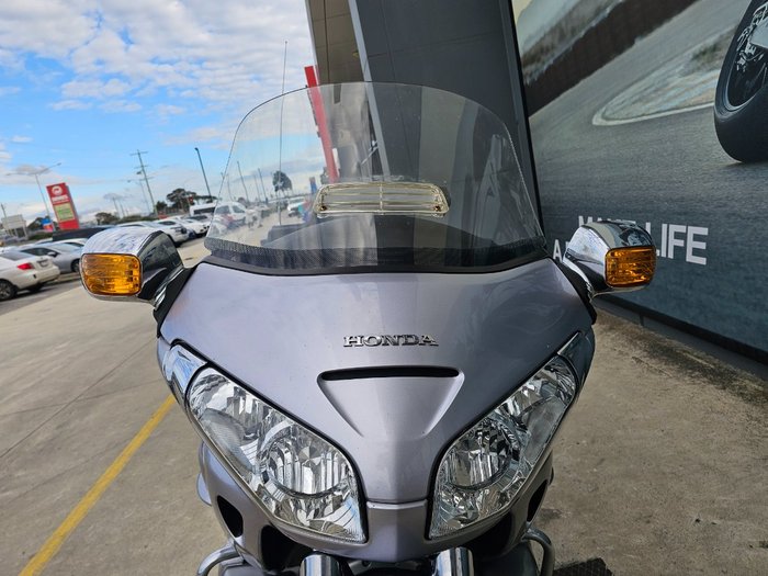 2010 Honda GL1800 (GL1800A) GOLDWING Silver