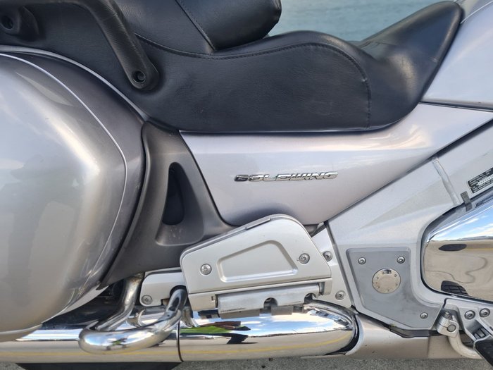 2010 Honda GL1800 (GL1800A) GOLDWING Silver