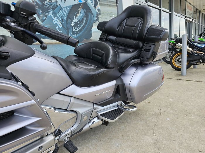 2010 Honda GL1800 (GL1800A) GOLDWING Silver