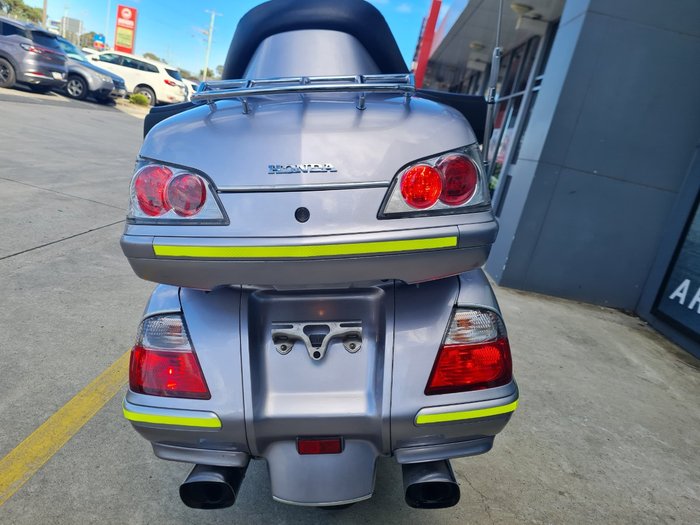 2010 Honda GL1800 (GL1800A) GOLDWING Silver