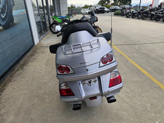 2010 Honda GL1800 (GL1800A) GOLDWING Silver