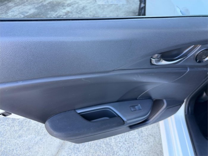 2019 HONDA CIVIC VTi-S