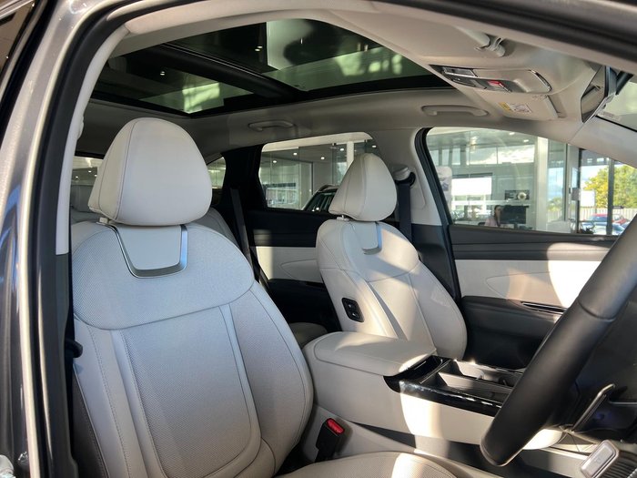 2026 Hyundai Tucson Hybrid Premium