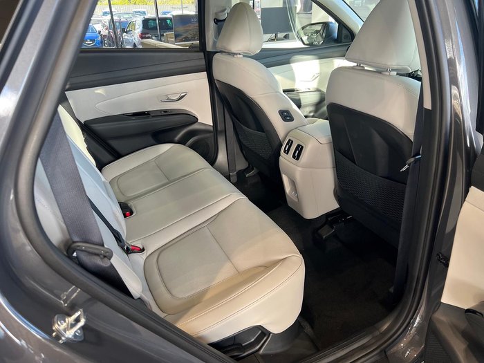 2026 Hyundai Tucson Hybrid Premium