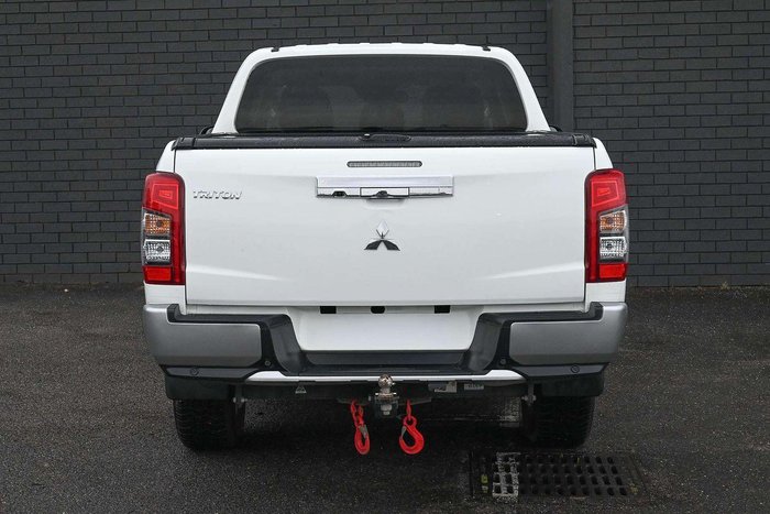 2022 Mitsubishi Triton GLS
