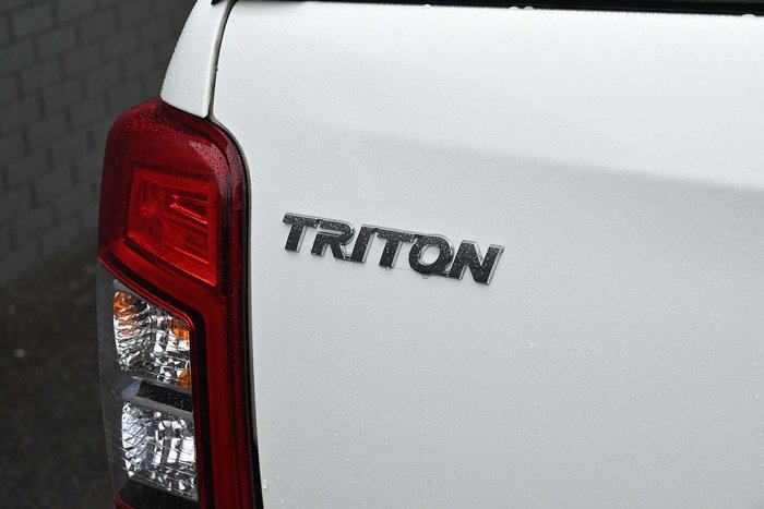 2022 Mitsubishi Triton GLS