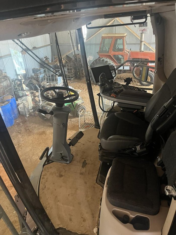 2023 Gleaner S97 & Macdon D140 Front