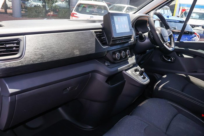 2026 Renault Trafic Premium
