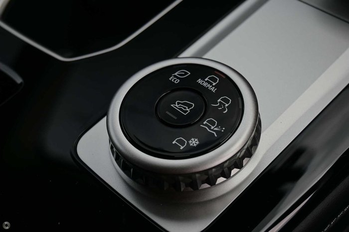 2026 Mitsubishi Outlander LS