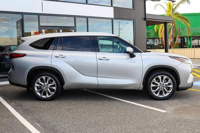 2023 Toyota Kluger Grande