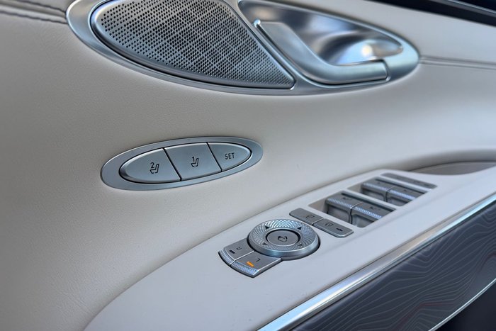 2023 Genesis GV70 2.5T AWD