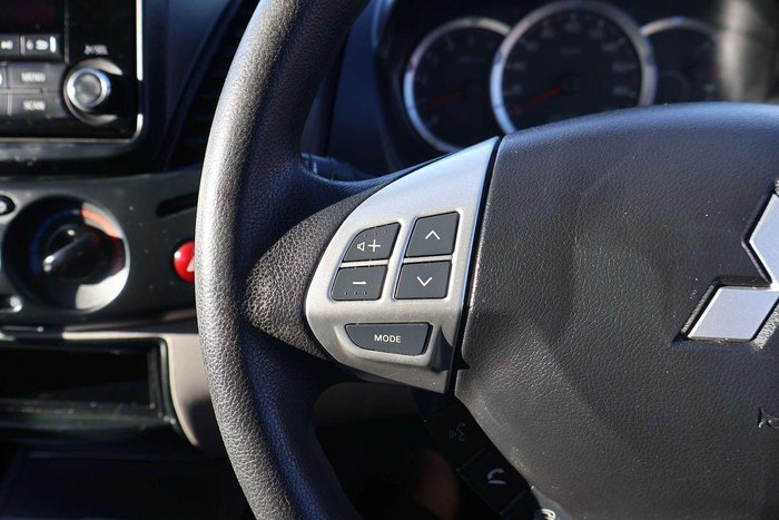 2015 Mitsubishi Triton GLX