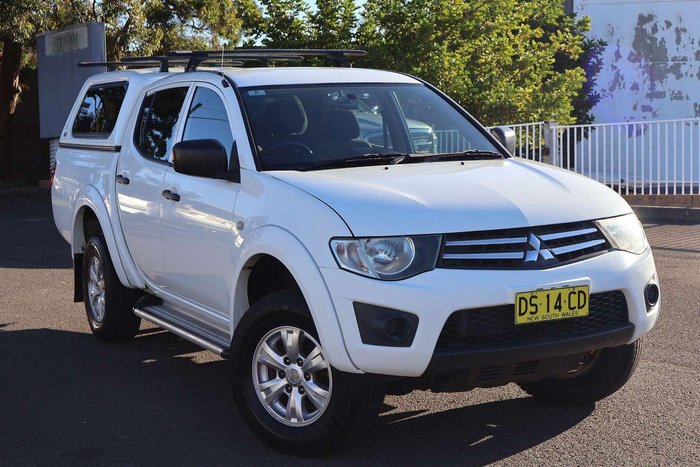 2015 Mitsubishi Triton