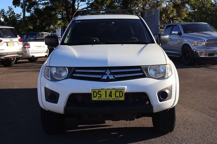2015 Mitsubishi Triton
