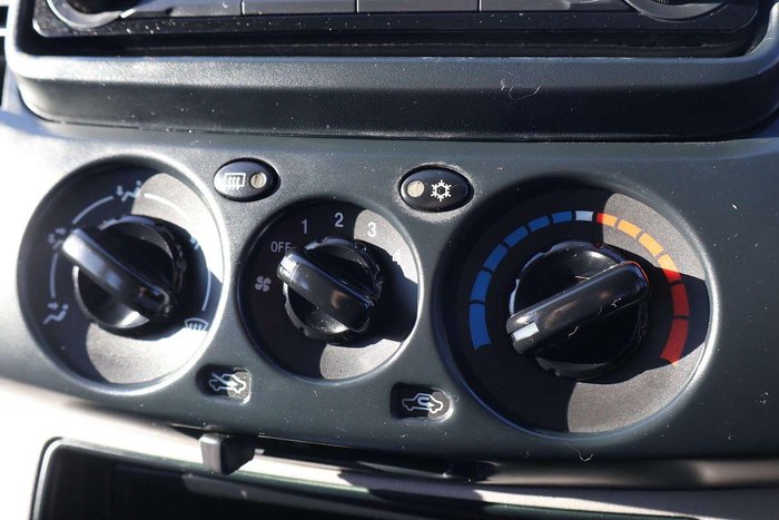 2015 Mitsubishi Triton GLX