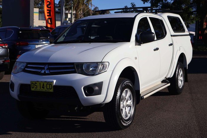 2015 Mitsubishi Triton GLX