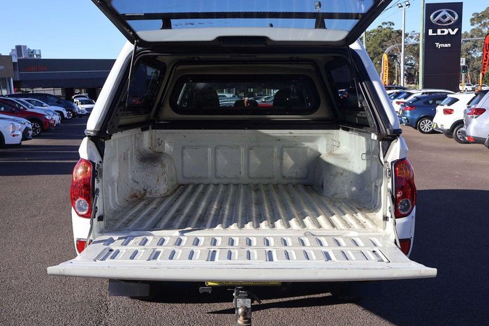 2015 Mitsubishi Triton GLX