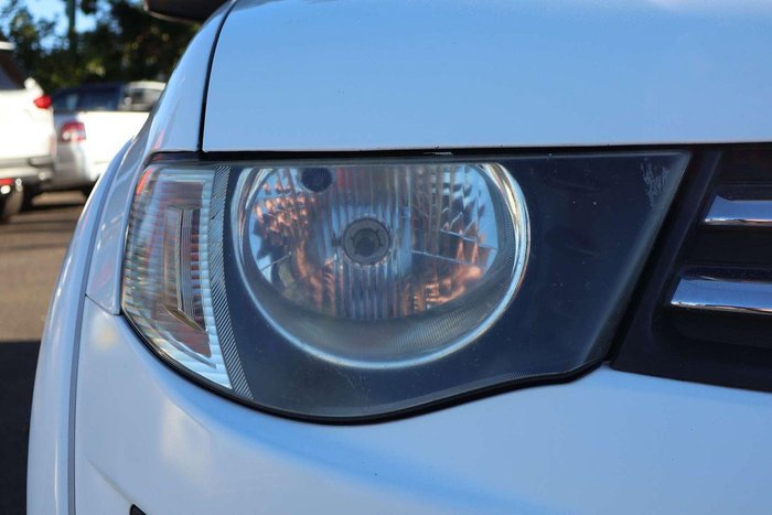 2015 Mitsubishi Triton GLX