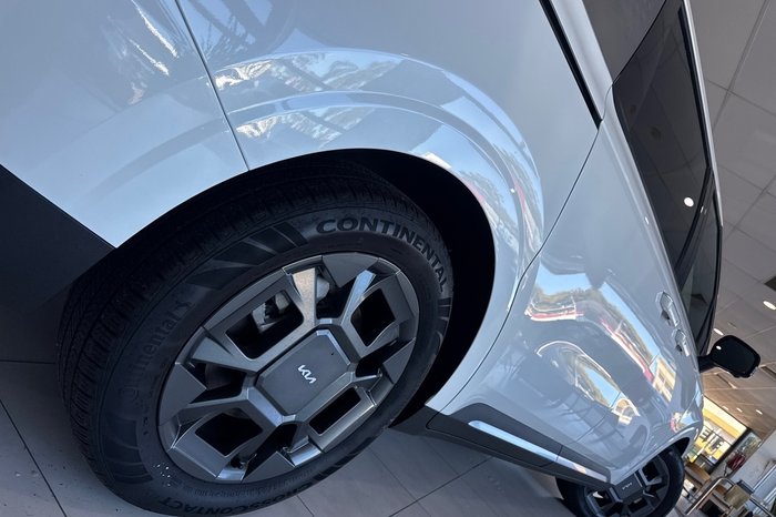 2025 Kia Carnival GT-Line HEV