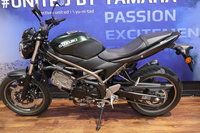 2025 Suzuki SV650 GREEN/BLACK