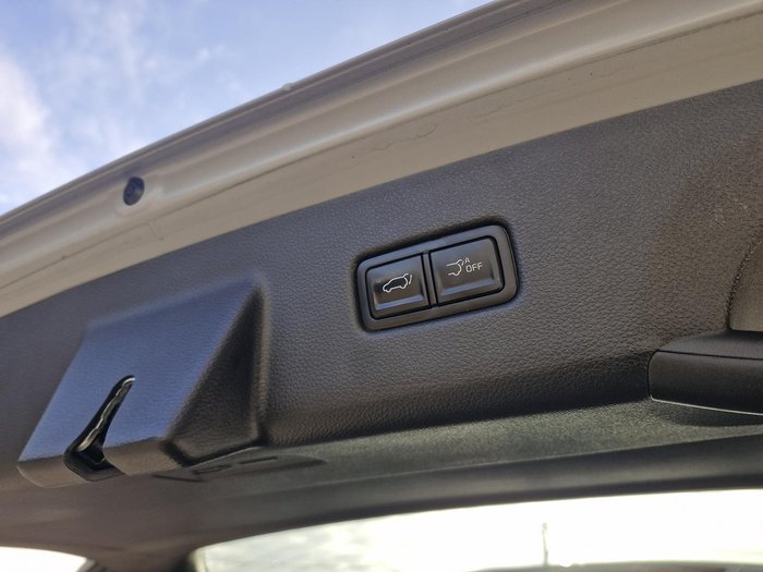 2023 Kia Carnival Platinum