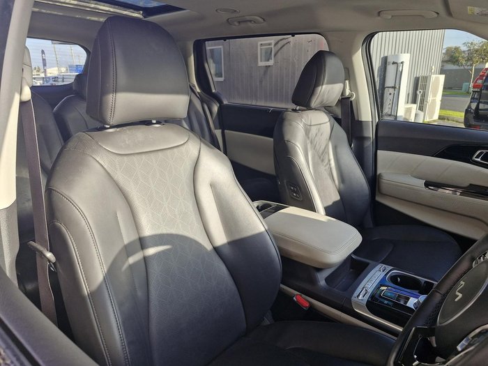 2023 Kia Carnival Platinum