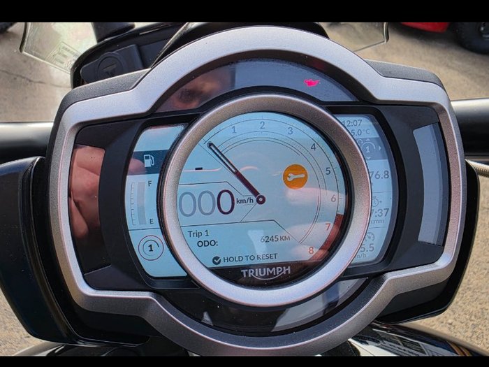2022 TRIUMPH ROCKET 3 R Black