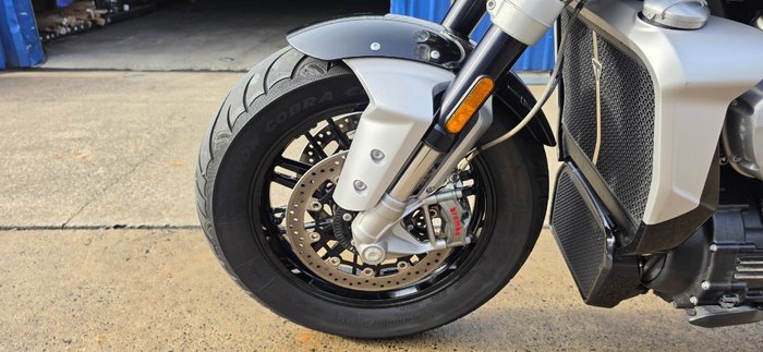 2022 TRIUMPH ROCKET 3 R Black