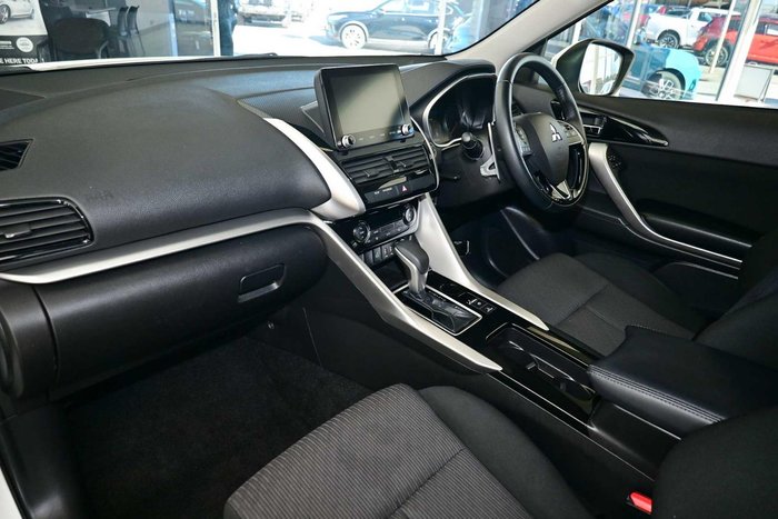 2025 Mitsubishi Eclipse Cross LS