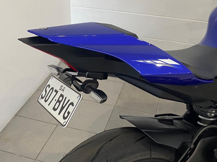 2024 Yamaha YZF-R1 R1 Blue