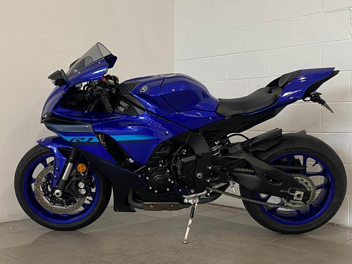 2024 Yamaha YZF-R1 R1 Blue