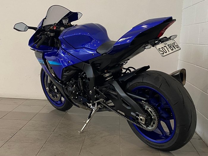 2024 Yamaha YZF-R1 R1 Blue