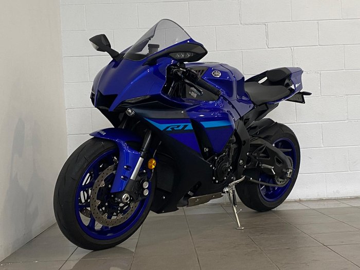 2024 Yamaha YZF-R1 R1 Blue