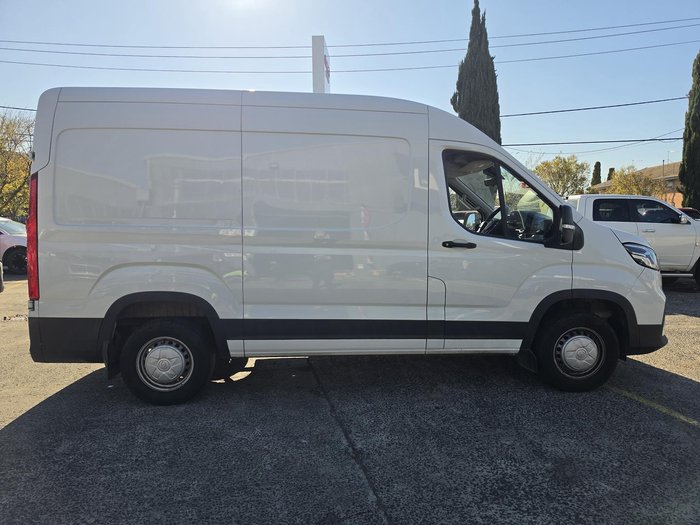 2023 LDV Deliver 9 MWB Mid Roof