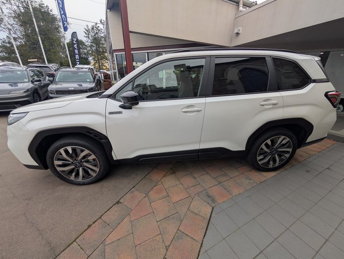 2025 Subaru Forester Hybrid Touring