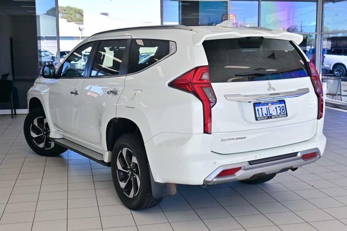 2024 Mitsubishi Pajero Sport GLS