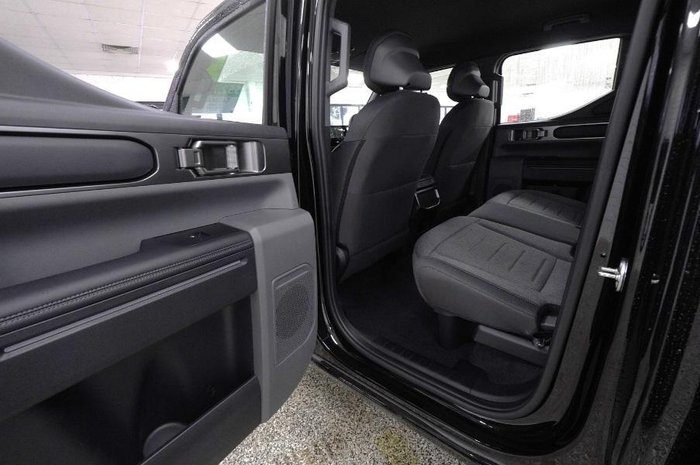 2025 Kia Tasman SX