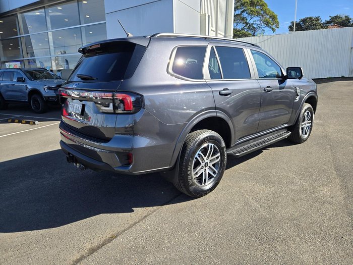 2025 Ford Everest Trend