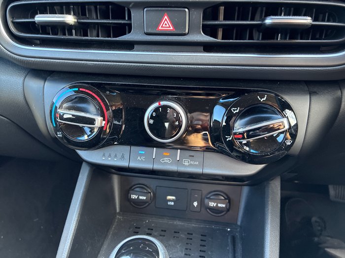 2021 Hyundai KONA (No Badge)