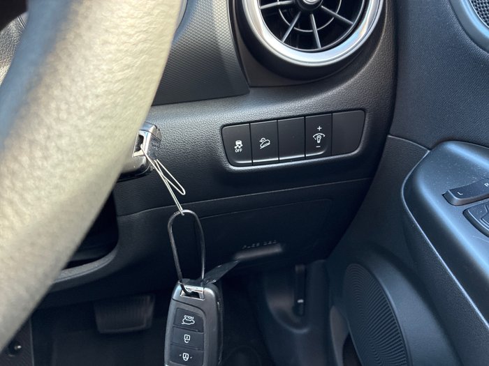 2021 Hyundai KONA (No Badge)