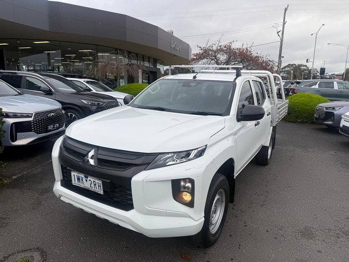2022 Mitsubishi Triton GLX