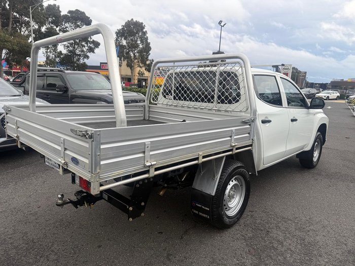 2022 Mitsubishi Triton GLX